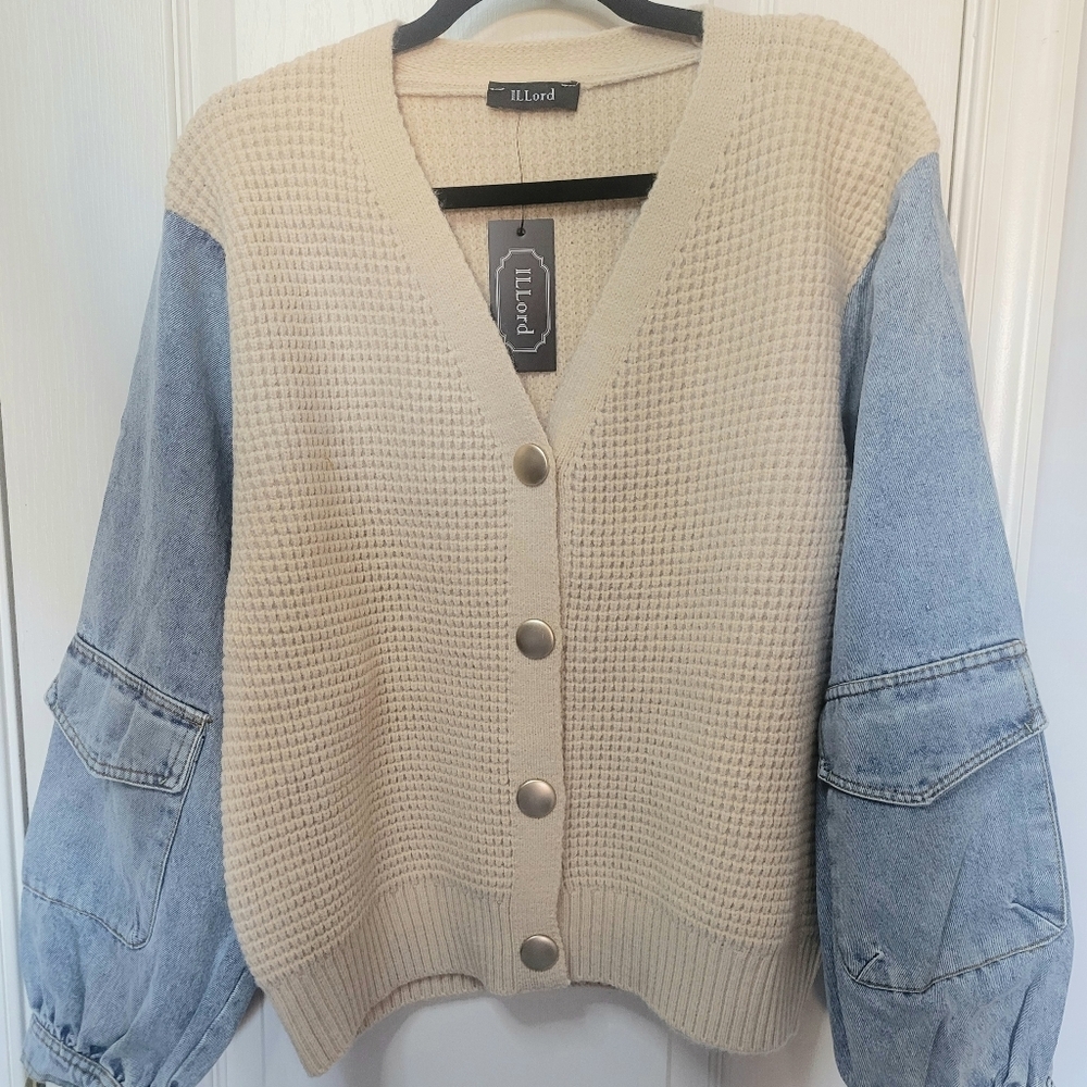 Denim Knit Button-iup Cardigan. NWT One‎ Size